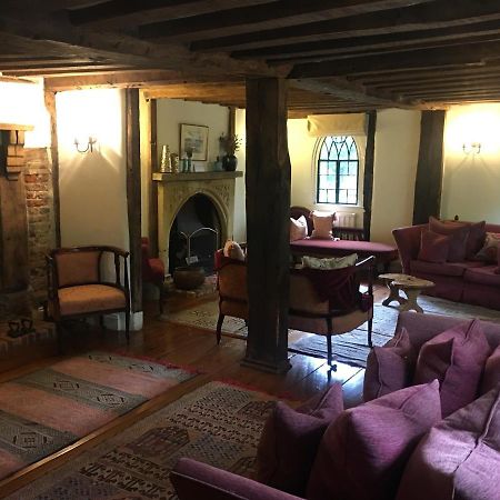 The Old Farmhouse Windsor Extérieur photo