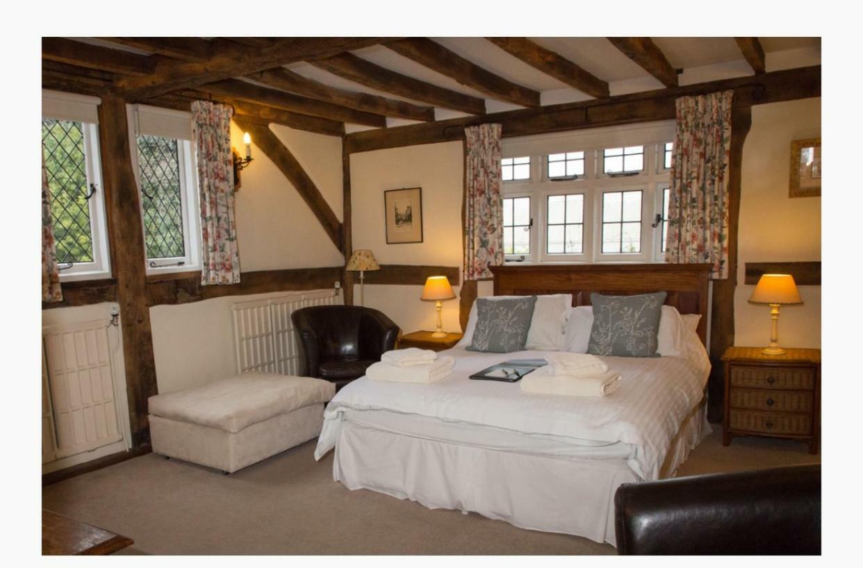 The Old Farmhouse Windsor Extérieur photo